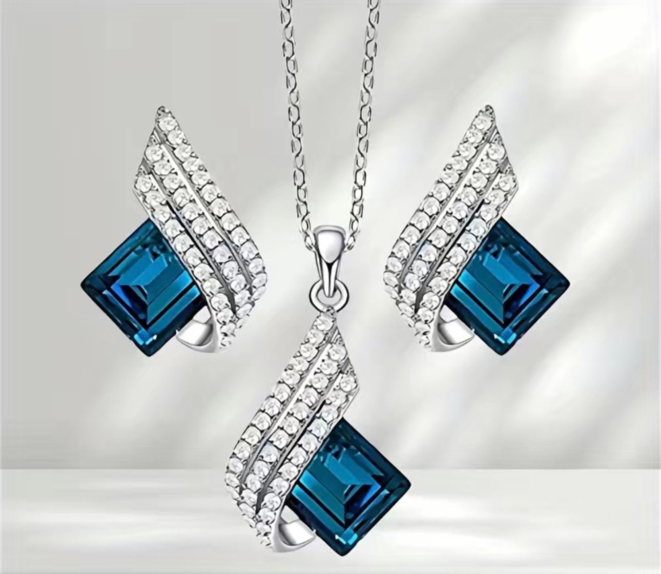 Blue Shining Diva Fashion Angel Wings Crystal Pendant Necklace, Jewelry Set, Gifts For her