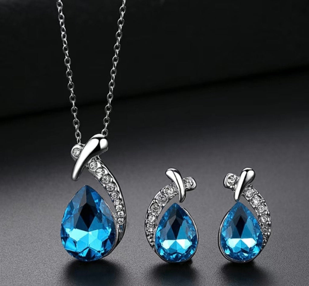 Zircon Mermaid Jewelry Set: Pendant Necklace and Earrings