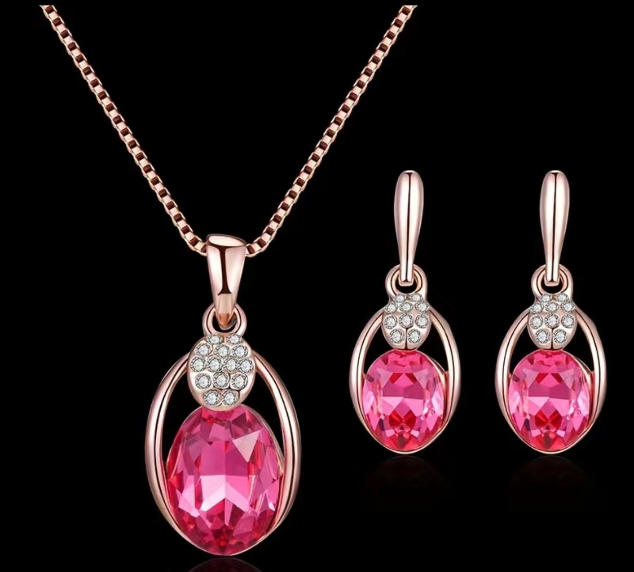 Elegant Gemstone Jewelry Set: Necklace & Earrings