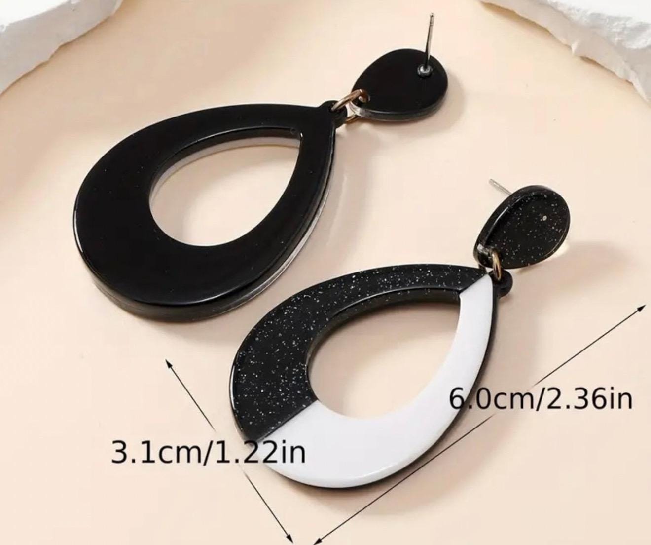 Black & White Color Hollow Droplet Dangle Earrings Simple Acrylic earrings/Trendy Female Gift